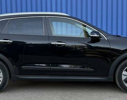 Черный Киа Niro, объемом двигателя 0 л и пробегом 111 тыс. км за 18900 $, фото 27 на Automoto.ua