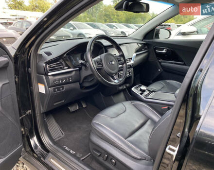 Киа Niro 2020 в Львове на Automoto.ua Черный Киа Niro, объемом двигателя 0 л и пробегом 64 тыс. км за 22700 $, фото 2 на Automoto.ua