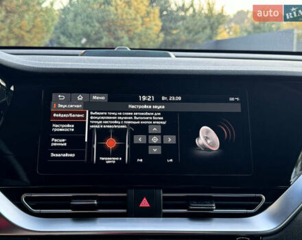 Черный Киа Niro, объемом двигателя 0 л и пробегом 50 тыс. км за 23499 $, фото 87 на Automoto.ua