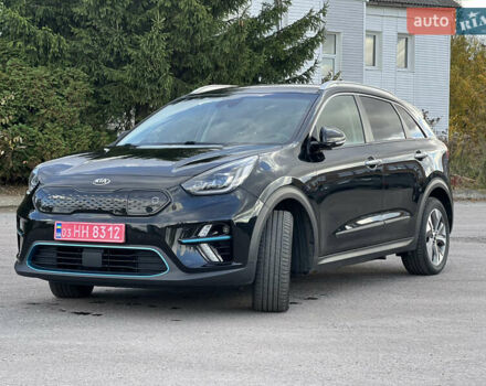 Киа Niro 2020 в Ровно на Automoto.ua Черный Киа Niro, объемом двигателя 0 л и пробегом 143 тыс. км за 18499 $, фото 2 на Automoto.ua