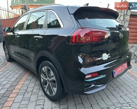 Черный Киа Niro, объемом двигателя 0 л и пробегом 115 тыс. км за 18700 $, фото 8 на Automoto.ua