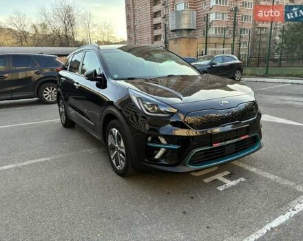 Черный Киа Niro, объемом двигателя 0 л и пробегом 105 тыс. км за 20500 $, фото 4 на Automoto.ua