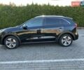 Чорний Кіа Niro, об'ємом двигуна 0 л та пробігом 112 тис. км за 20499 $, фото 16 на Automoto.ua