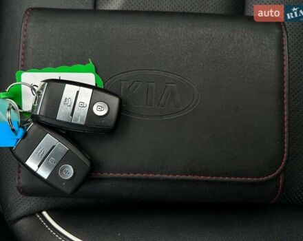Киа Niro 2020 в Львове на Automoto.ua Черный Киа Niro, объемом двигателя 0 л и пробегом 80 тыс. км за 22400 $, фото 61 на Automoto.ua