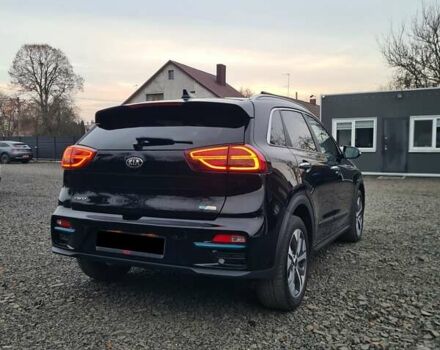 Черный Киа Niro, объемом двигателя 0 л и пробегом 114 тыс. км за 19999 $, фото 4 на Automoto.ua