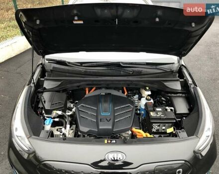 Черный Киа Niro, объемом двигателя 0 л и пробегом 40 тыс. км за 22950 $, фото 10 на Automoto.ua