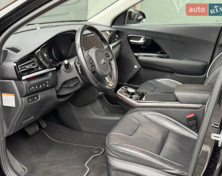 Черный Киа Niro, объемом двигателя 0 л и пробегом 132 тыс. км за 18699 $, фото 27 на Automoto.ua