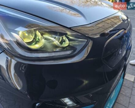 Чорний Кіа Niro, об'ємом двигуна 0 л та пробігом 46 тис. км за 17000 $, фото 19 на Automoto.ua