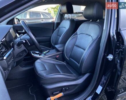 Черный Киа Niro, объемом двигателя 0 л и пробегом 93 тыс. км за 22700 $, фото 22 на Automoto.ua