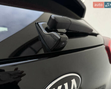 Черный Киа Niro, объемом двигателя 0 л и пробегом 103 тыс. км за 20700 $, фото 11 на Automoto.ua