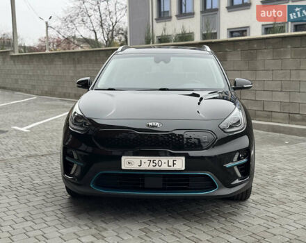 Черный Киа Niro, объемом двигателя 0 л и пробегом 132 тыс. км за 18699 $, фото 5 на Automoto.ua