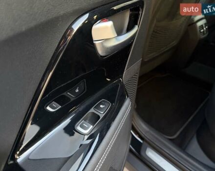 Чорний Кіа Niro, об'ємом двигуна 0 л та пробігом 69 тис. км за 21500 $, фото 34 на Automoto.ua