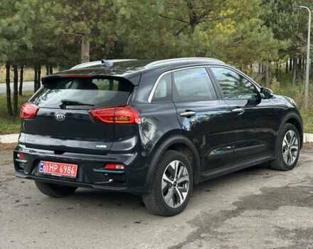 Киа Niro 2020 в Золочев на Automoto.ua Черный Киа Niro, объемом двигателя 0 л и пробегом 145 тыс. км за 18150 $, фото 19 на Automoto.ua