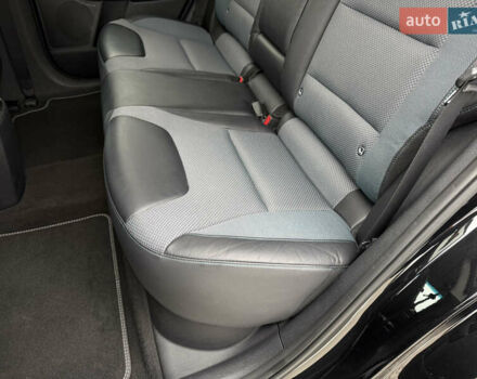 Черный Киа Niro, объемом двигателя 0 л и пробегом 61 тыс. км за 19300 $, фото 29 на Automoto.ua