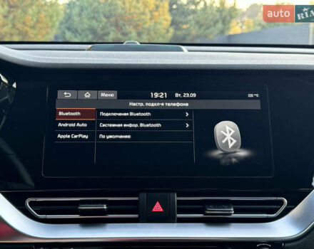 Черный Киа Niro, объемом двигателя 0 л и пробегом 50 тыс. км за 23499 $, фото 88 на Automoto.ua