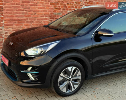 Киа Niro 2020 в Тернополе на Automoto.ua Черный Киа Niro, объемом двигателя 0 л и пробегом 92 тыс. км за 19899 $, фото 8 на Automoto.ua