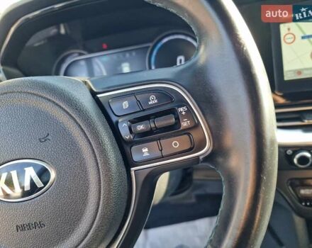 Черный Киа Niro, объемом двигателя 0 л и пробегом 104 тыс. км за 18800 $, фото 27 на Automoto.ua