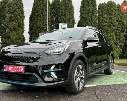 Чорний Кіа Niro, об'ємом двигуна 0 л та пробігом 110 тис. км за 19500 $, фото 23 на Automoto.ua