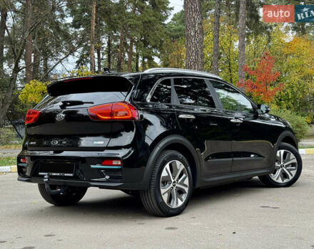 Чорний Кіа Niro, об'ємом двигуна 0 л та пробігом 107 тис. км за 20500 $, фото 33 на Automoto.ua