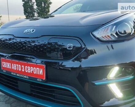 Чорний Кіа Niro, об'ємом двигуна 0 л та пробігом 83 тис. км за 19799 $, фото 25 на Automoto.ua