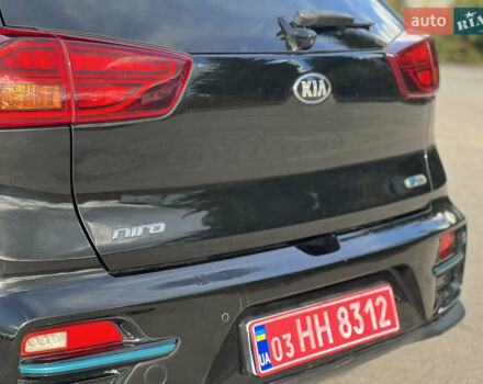 Черный Киа Niro, объемом двигателя 0 л и пробегом 140 тыс. км за 18199 $, фото 24 на Automoto.ua