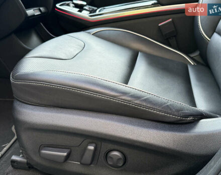 Черный Киа Niro, объемом двигателя 0 л и пробегом 50 тыс. км за 23499 $, фото 42 на Automoto.ua