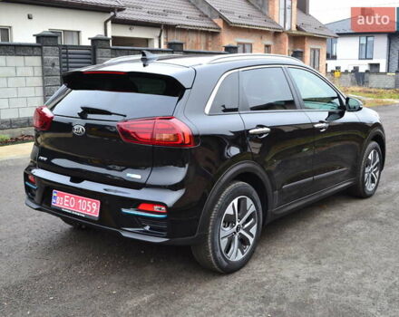 Чорний Кіа Niro, об'ємом двигуна 0 л та пробігом 169 тис. км за 18450 $, фото 14 на Automoto.ua
