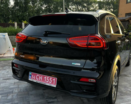 Чорний Кіа Niro, об'ємом двигуна 0 л та пробігом 65 тис. км за 16499 $, фото 40 на Automoto.ua