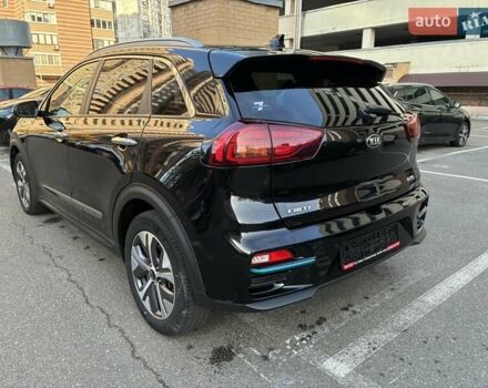 Черный Киа Niro, объемом двигателя 0 л и пробегом 105 тыс. км за 20500 $, фото 39 на Automoto.ua