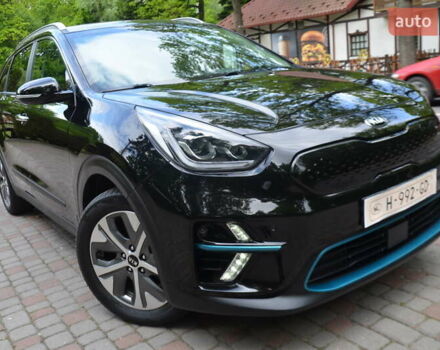 Черный Киа Niro, объемом двигателя 0 л и пробегом 76 тыс. км за 17550 $, фото 19 на Automoto.ua