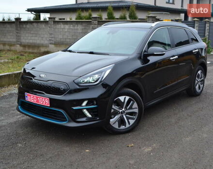 Чорний Кіа Niro, об'ємом двигуна 0 л та пробігом 169 тис. км за 18450 $, фото 21 на Automoto.ua