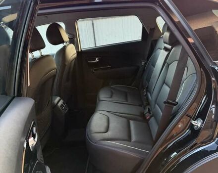 Чорний Кіа Niro, об'ємом двигуна 0 л та пробігом 69 тис. км за 21500 $, фото 33 на Automoto.ua