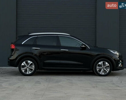 Черный Киа Niro, объемом двигателя 0 л и пробегом 142 тыс. км за 18900 $, фото 23 на Automoto.ua