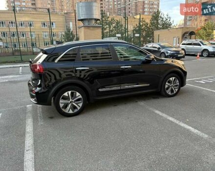 Черный Киа Niro, объемом двигателя 0 л и пробегом 105 тыс. км за 20500 $, фото 10 на Automoto.ua