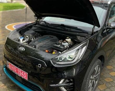 Киа Niro 2020 в Луцке на Automoto.ua Черный Киа Niro, объемом двигателя 0 л и пробегом 98 тыс. км за 20500 $, фото 57 на Automoto.ua