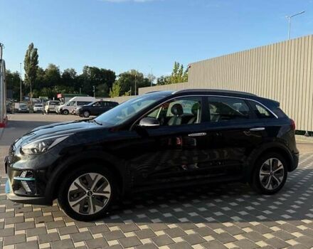 Черный Киа Niro, объемом двигателя 0 л и пробегом 93 тыс. км за 19500 $, фото 2 на Automoto.ua
