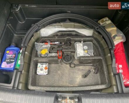 Чорний Кіа Niro, об'ємом двигуна 0 л та пробігом 139 тис. км за 16600 $, фото 9 на Automoto.ua