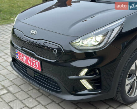 Черный Киа Niro, объемом двигателя 0 л и пробегом 135 тыс. км за 18650 $, фото 9 на Automoto.ua