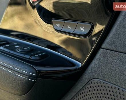Чорний Кіа Niro, об'ємом двигуна 0 л та пробігом 68 тис. км за 24200 $, фото 40 на Automoto.ua