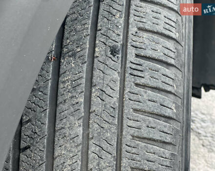 Черный Киа Niro, объемом двигателя 0 л и пробегом 140 тыс. км за 18199 $, фото 21 на Automoto.ua