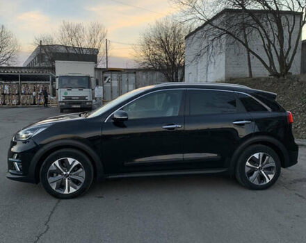 Черный Киа Niro, объемом двигателя 0 л и пробегом 110 тыс. км за 19250 $, фото 2 на Automoto.ua