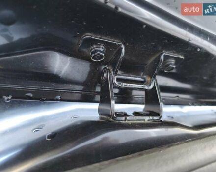 Чорний Кіа Niro, об'ємом двигуна 0 л та пробігом 46 тис. км за 17000 $, фото 63 на Automoto.ua