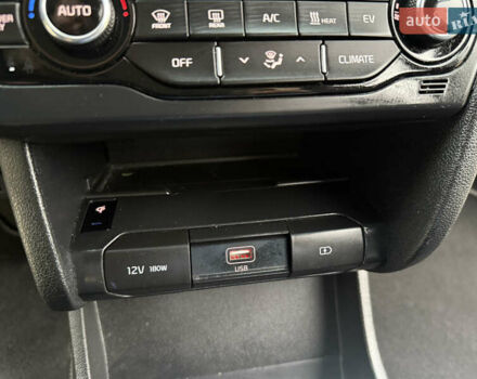 Киа Niro 2020 в Трускавце на Automoto.ua Черный Киа Niro, объемом двигателя 0 л и пробегом 97 тыс. км за 16999 $, фото 41 на Automoto.ua