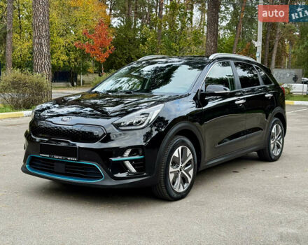 Чорний Кіа Niro, об'ємом двигуна 0 л та пробігом 107 тис. км за 20500 $, фото 14 на Automoto.ua