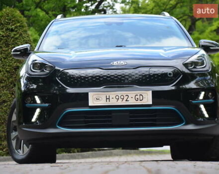 Черный Киа Niro, объемом двигателя 0 л и пробегом 76 тыс. км за 17550 $, фото 23 на Automoto.ua