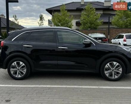 Киа Niro 2020 в Виннице на Automoto.ua Черный Киа Niro, объемом двигателя 0 л и пробегом 110 тыс. км за 18880 $, фото 3 на Automoto.ua