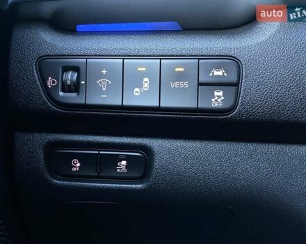 Черный Киа Niro, объемом двигателя 0 л и пробегом 93 тыс. км за 22700 $, фото 6 на Automoto.ua