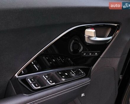 Черный Киа Niro, объемом двигателя 0 л и пробегом 115 тыс. км за 19999 $, фото 47 на Automoto.ua