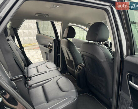 Чорний Кіа Niro, об'ємом двигуна 0 л та пробігом 109 тис. км за 17499 $, фото 17 на Automoto.ua