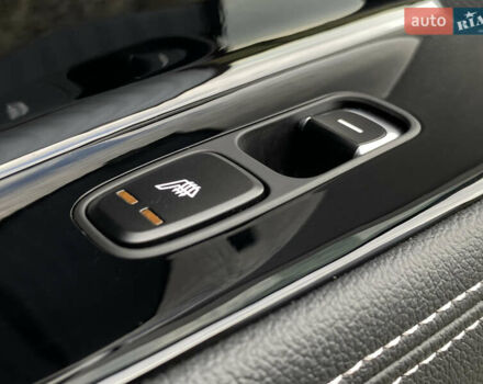 Чорний Кіа Niro, об'ємом двигуна 0 л та пробігом 64 тис. км за 23700 $, фото 96 на Automoto.ua